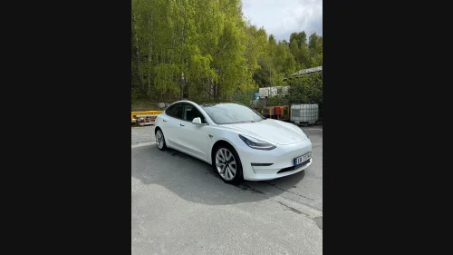 TESLA Model 3 Long Range AWD