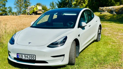 TESLA Model 3 LR 4X4 varmepumpe NAF-garantiutløpstest batteritest