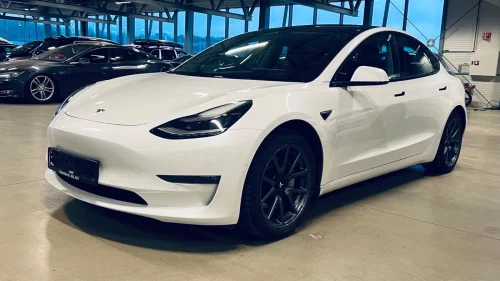 TESLA Model 3 LR - 4WD - Varmepumpe - Hengerfeste - Tar innbytte