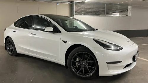 TESLA Model 3 LONG RANGE AWD/HENGERFESTE/NY-EU/SE-PRIS