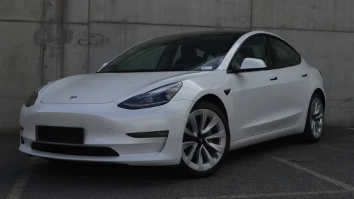 TESLA Model 3 Long Range AWD/NORSK/VARMEPUMPE/BOOST PAKKE/614KM/