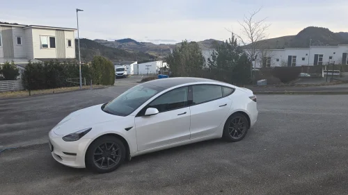 TESLA Model 3 Long Range AWD