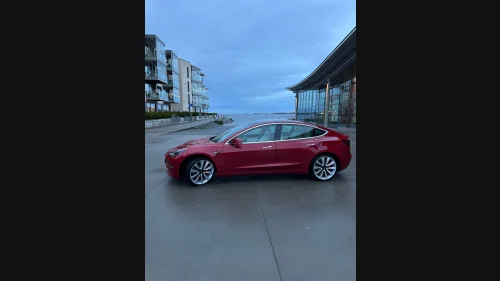 TESLA Model 3 Performance AWD