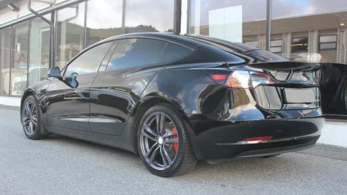 TESLA Model 3 Performance AWD