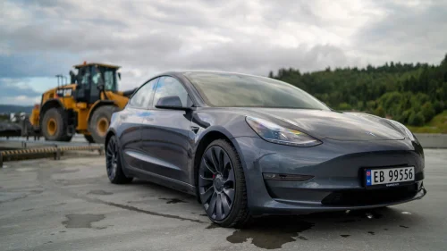 TESLA Model 3 Performance AWD