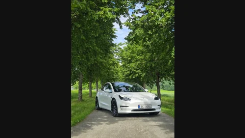 TESLA Model 3 Performance AWD 513hk