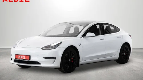 TESLA Model 3 530km/Performance/Autopilot/MCU2/Skinn/Pano/AWD