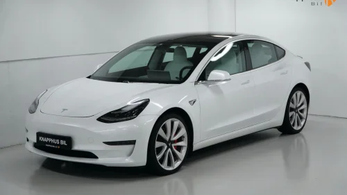 TESLA Model 3 Performance |AWD|Skinn|Kamera|Acc|Carplay