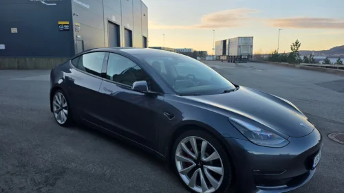 TESLA Model 3 Performance AWD