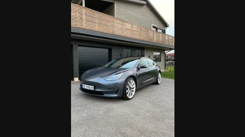TESLA Model 3 Performance AWD