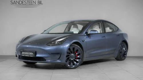 TESLA Model 3 PERFORMANCE/SKINN/AUTOPILOT/PANORAMA TAK/VINTERPAKKE