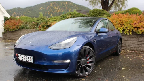 TESLA Model 3 Performance AWD