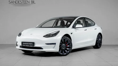 TESLA Model 3 PERFORMANCE/SKINN/AUTOPILOT/PANORAMA TAK/VINTERPAKKE