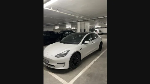TESLA Model 3 Performance AWD