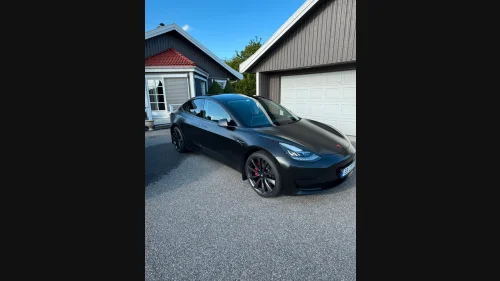 TESLA Model 3 PERFORMANCE / AWD / PANORAMA / PREMIUM LYD / AUTOPILOT