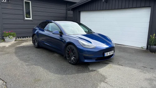 TESLA Model 3 Performance AWD
