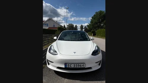 TESLA Model 3 Performance AWD
