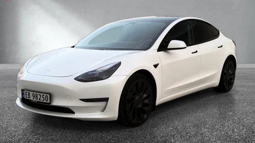 TESLA Model 3 PERFORMANCE/AWD/21"/PREMIUM/AP/VARMEPUMPE/567KM/GARANTI