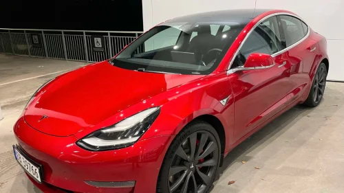 TESLA Model 3 Performance AWD