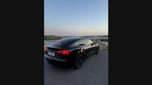 TESLA Model 3 Performance AWD