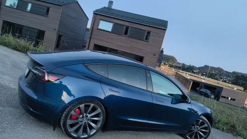 TESLA Model 3 Performance Long Range AWD (513hk, Premium, nygaranti)