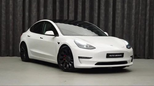 TESLA Model 3 PERFORMANCE/DUAL MOTOR/567KM/UBERTURBINE/VARMEPUMPE/++