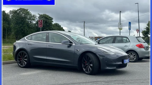 TESLA Model 3 Performance Eu ok juni 2028 Nye s dekk