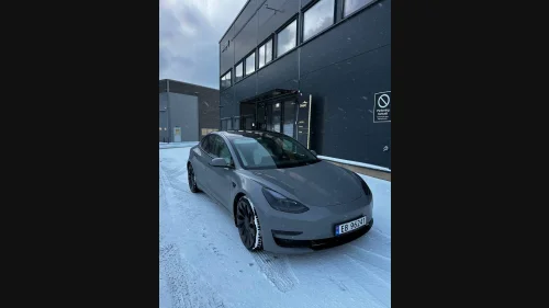 TESLA Model 3 Performance AWD