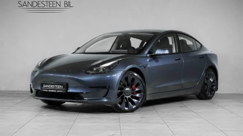 TESLA Model 3 PERFORMANCE/SKINN/AUTOPILOT/PANORAMA TAK/VINTERPAKKE