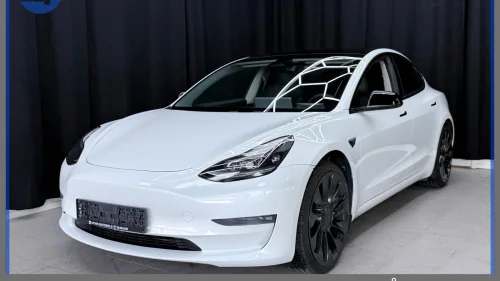TESLA Model 3 PERFORMANCE 4X4 567KM WLTP/SKINN/PANORAMA/AUTOPILOT++