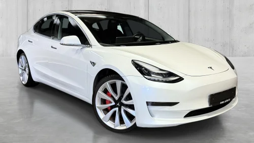 TESLA Model 3 Performance 530WLTP/360/DAB/Pano/Spotify/Skinn