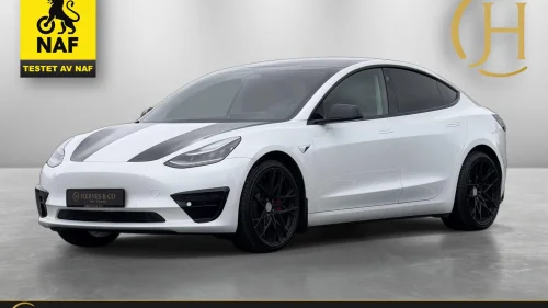 TESLA Model 3 Performance/NAF/513HK/AWD/Diffuser/Foliert/AP/S+V+++