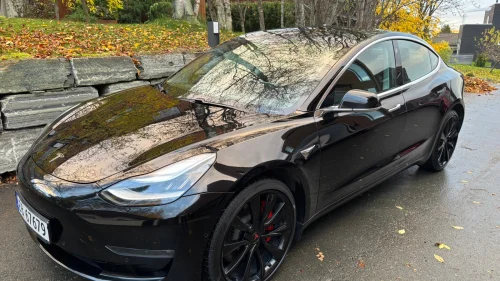 TESLA Model 3 Performance AWD