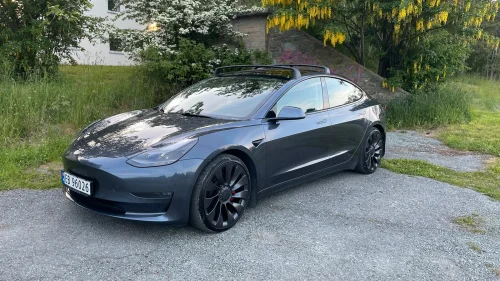 TESLA Model 3 Performance AWD