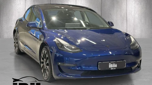 TESLA Model 3 Performance, Deep Blue Metallic
