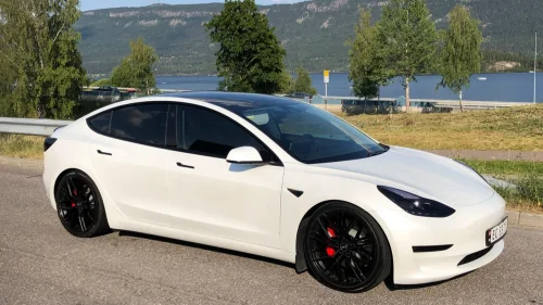 TESLA Model 3 Performance AWD