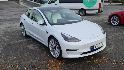 TESLA Model 3 Performance AWD