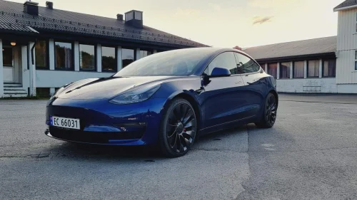 TESLA Model 3 Performance AWD