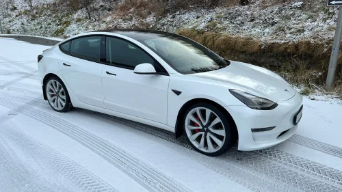 TESLA Model 3 Performance/EAP/HomeLink/AWD/20"