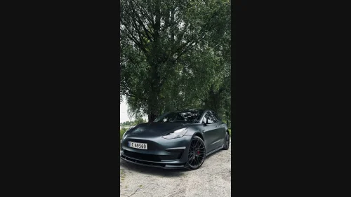 TESLA Model 3 Performance AWD