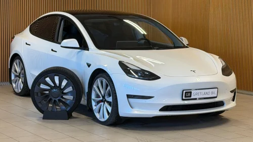 TESLA Model 3 PERFORMANCE/567WLTP/513HK/SKINN/NAVI/NORSK!