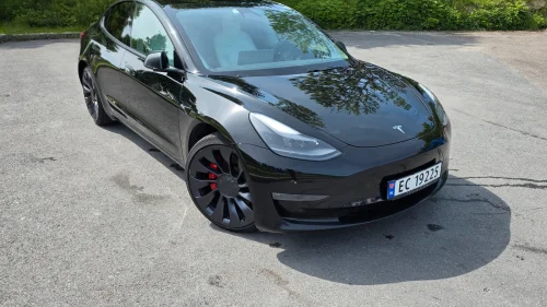 TESLA Model 3 Performance AWD FSD