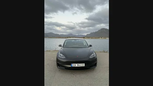 TESLA Model 3 Performance AWD