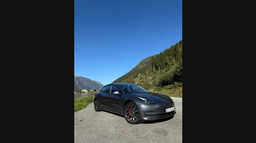 TESLA Model 3 Performance AWD