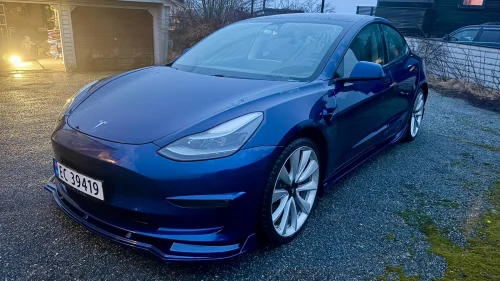 TESLA Model 3 Performance AWD