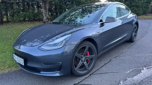 TESLA Model 3 Performance AWD