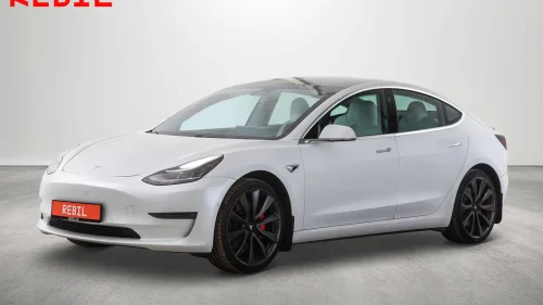 TESLA Model 3 530km/Performance/AWD/Skinn/Pano/AP/R.kamera/Navi/DAB