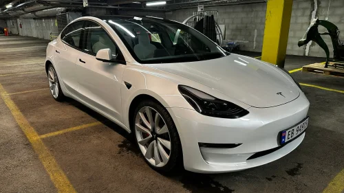 TESLA Model 3 Performance AWD