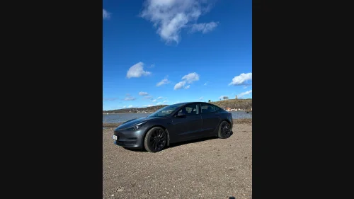 TESLA Model 3 Performance AWD