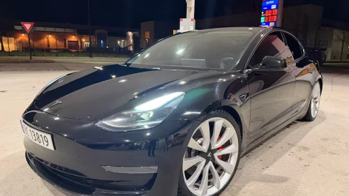 TESLA Model 3 Performance AWD